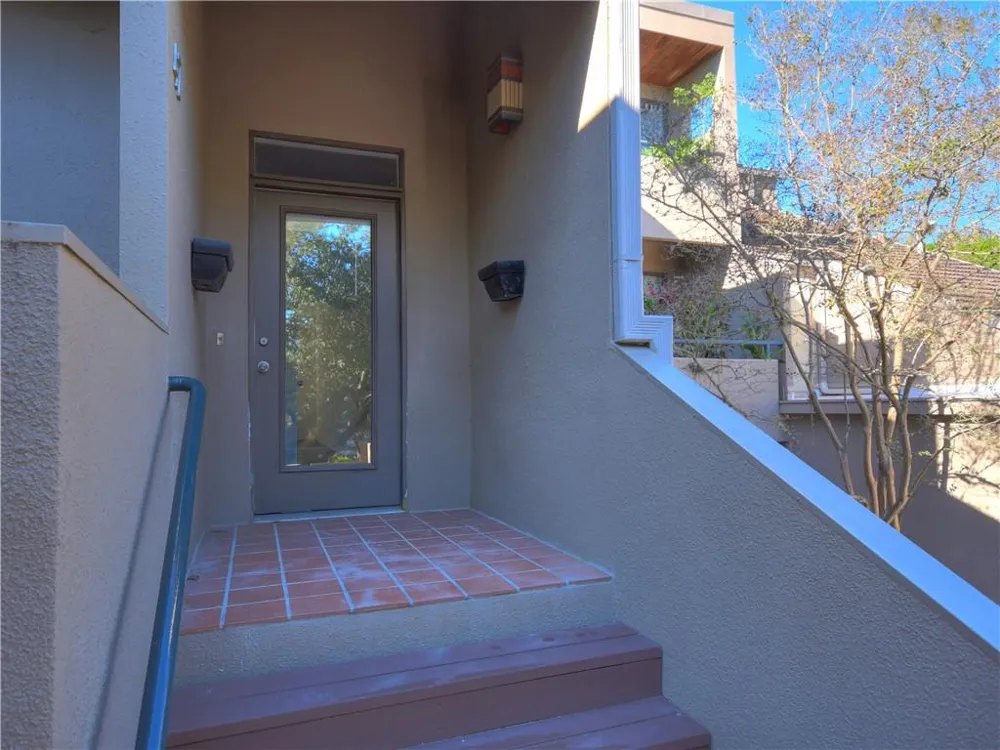 1707 Spyglass Drive #47 Austin, TX 78746