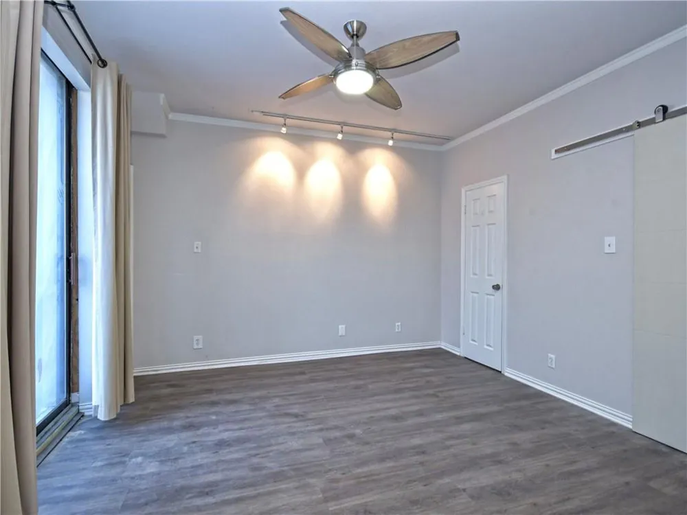 1707 Spyglass Drive #47 Austin, TX 78746