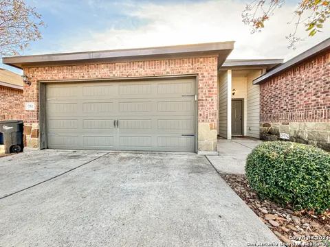 752 Saengerhalle Road