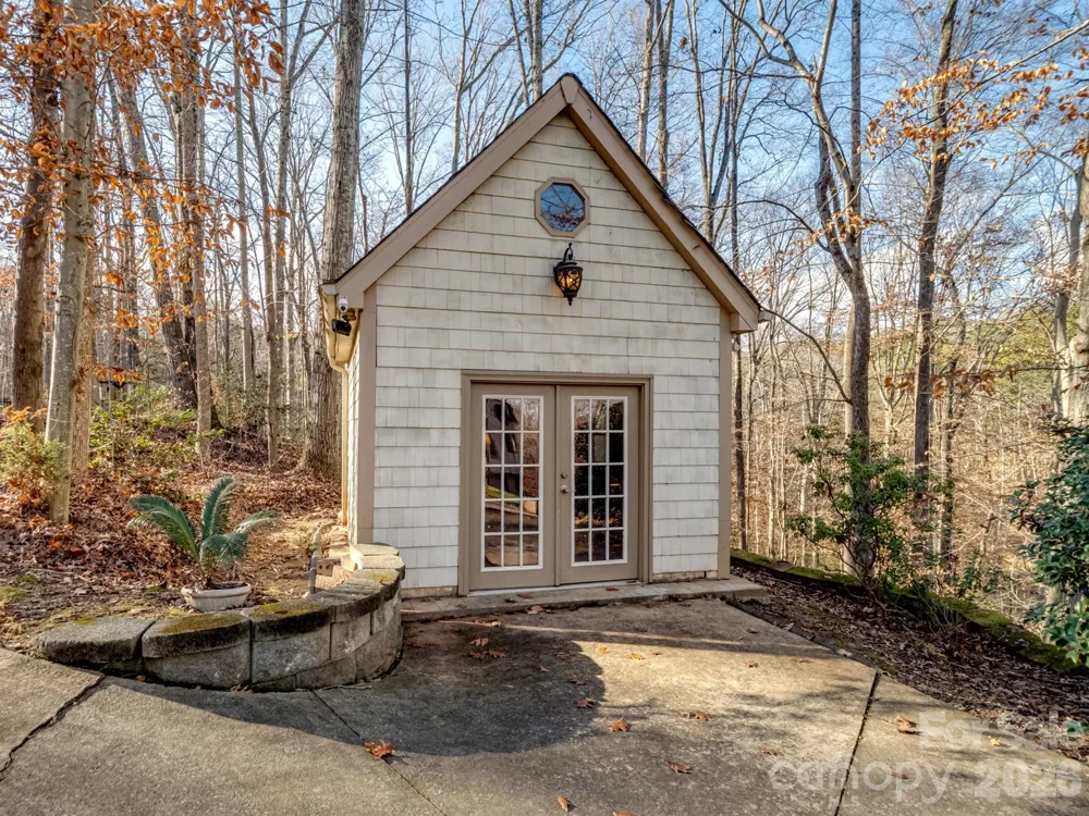 1090 Saunders Drive Catawba, NC 28609