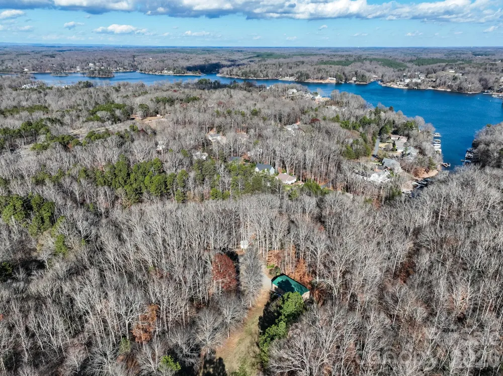 1090 Saunders Drive Catawba, NC 28609