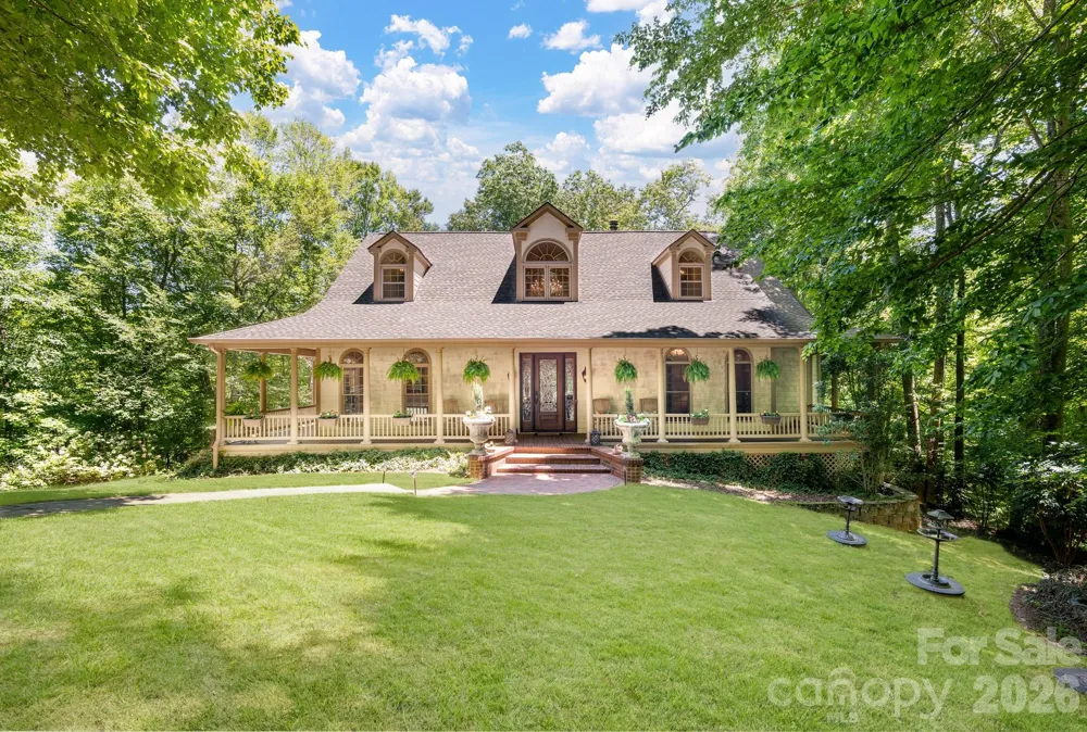 1090 Saunders Drive Catawba, NC 28609