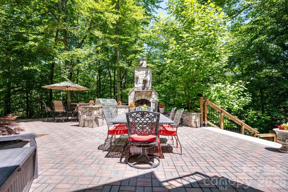 1090 Saunders Drive Catawba, NC 28609