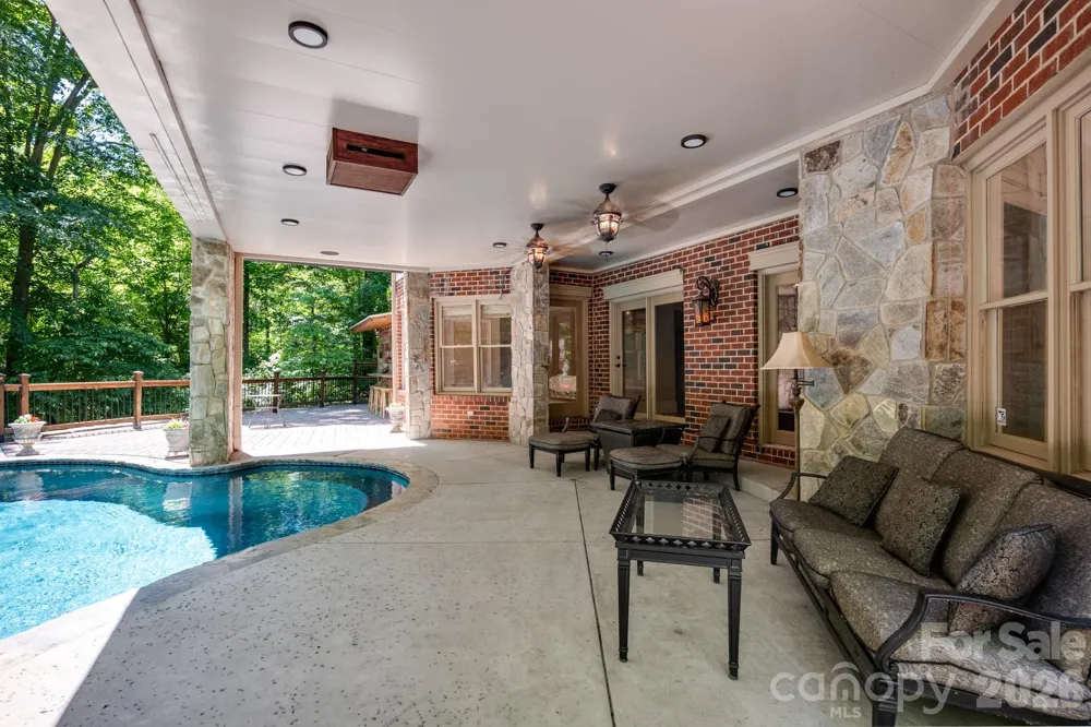 1090 Saunders Drive Catawba, NC 28609