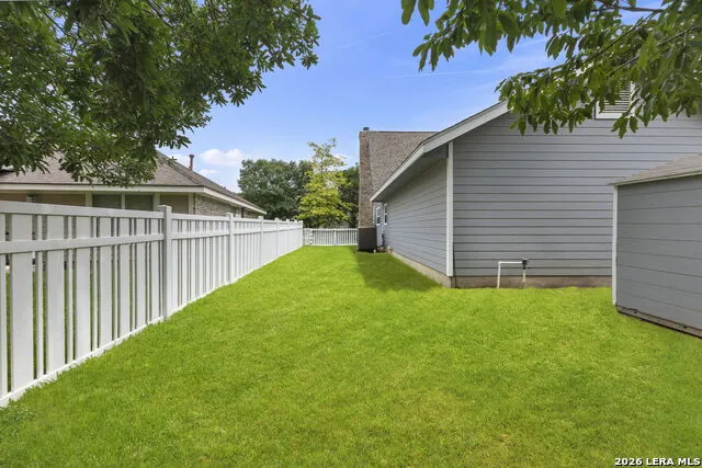 1405 Azalea Ln New Braunfels, TX 78130