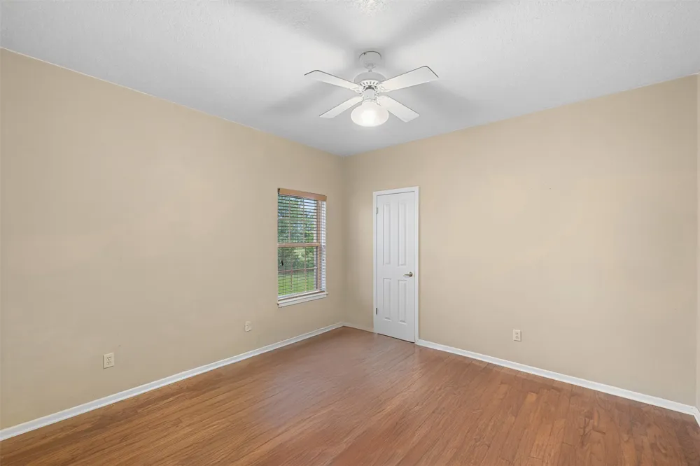 1140 Private Road 8022 Lincoln, TX 78948