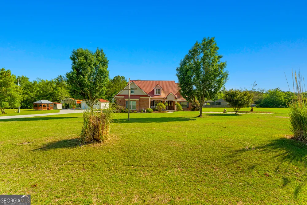 19 Hollow Oak DR Pembroke, GA 31321