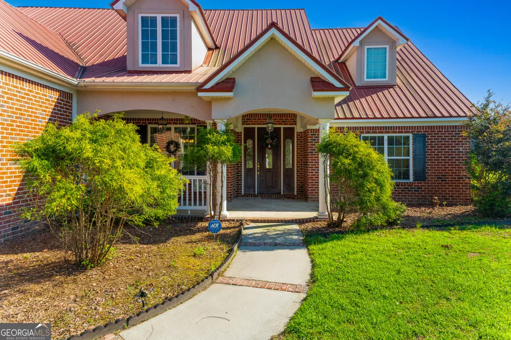 19 Hollow Oak DR Pembroke, GA 31321