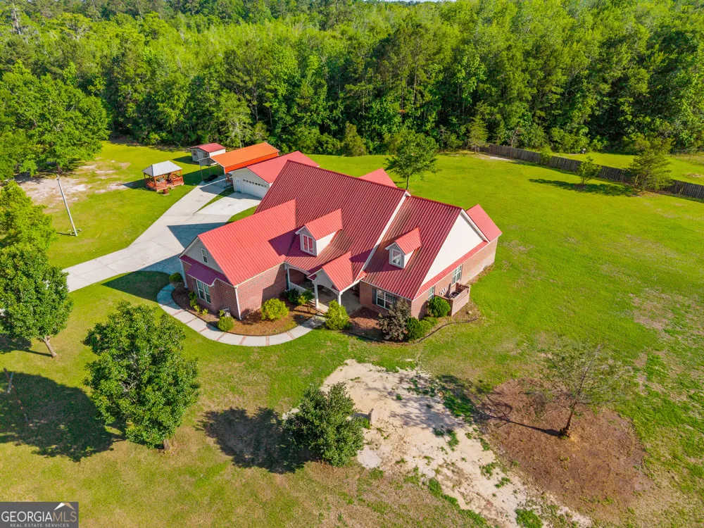 19 Hollow Oak DR Pembroke, GA 31321
