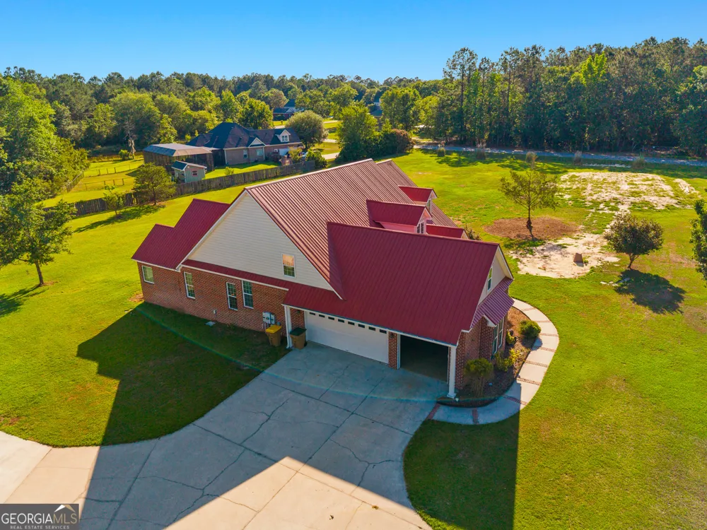 19 Hollow Oak DR Pembroke, GA 31321