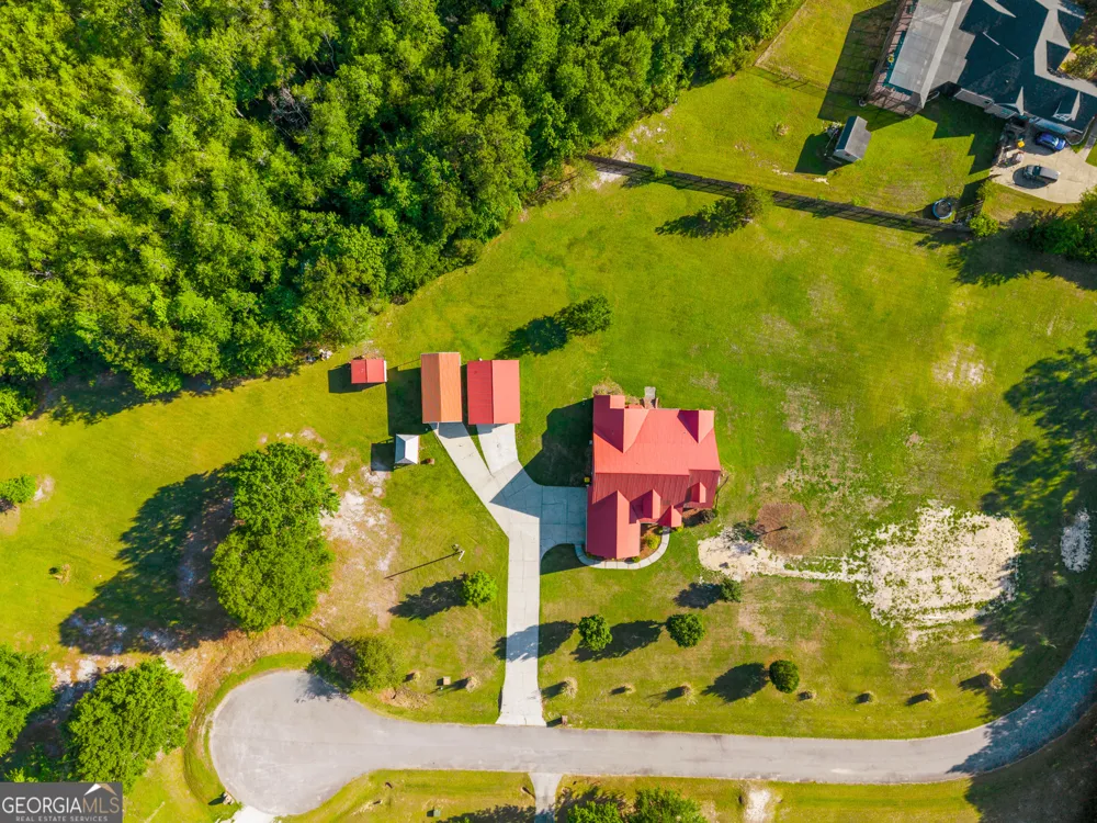 19 Hollow Oak DR Pembroke, GA 31321