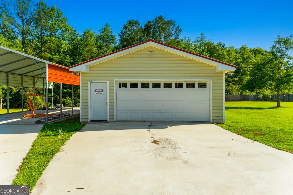 19 Hollow Oak DR Pembroke, GA 31321