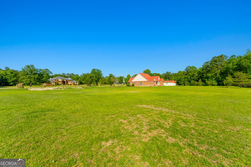 19 Hollow Oak DR Pembroke, GA 31321