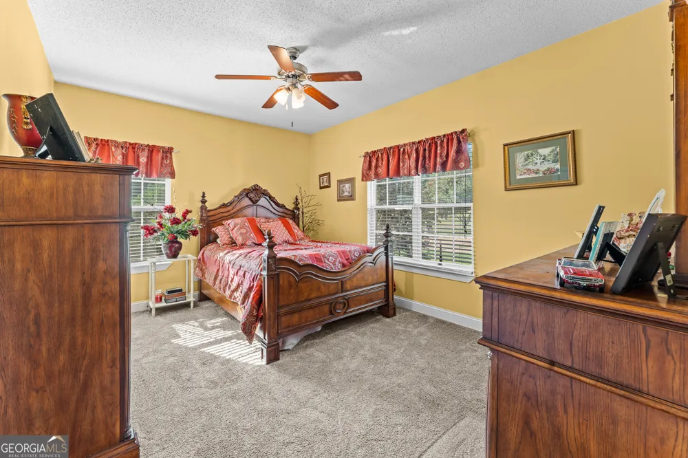 19 Hollow Oak DR Pembroke, GA 31321