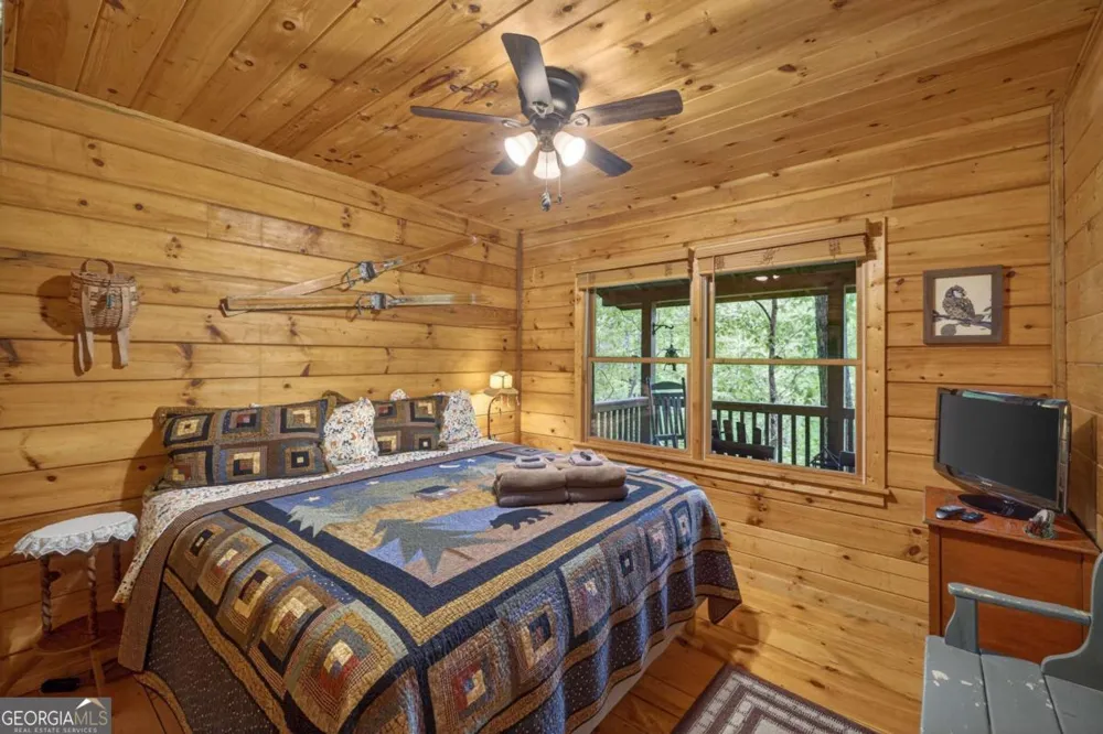 203 Mountain View DR Cherry Log, GA 30522