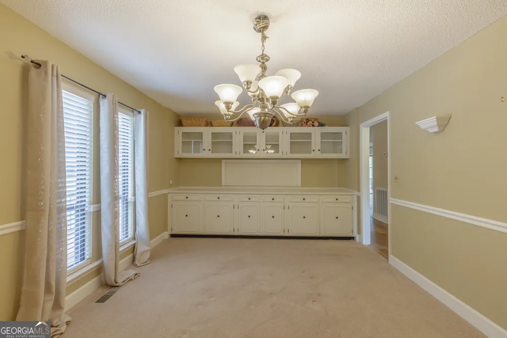 826 Clearview DR Ringgold, GA 30736