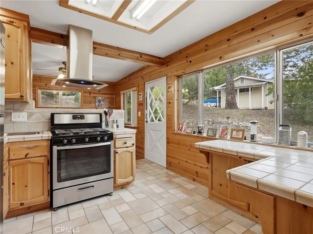 35861 Highland E Wishon, CA 93669