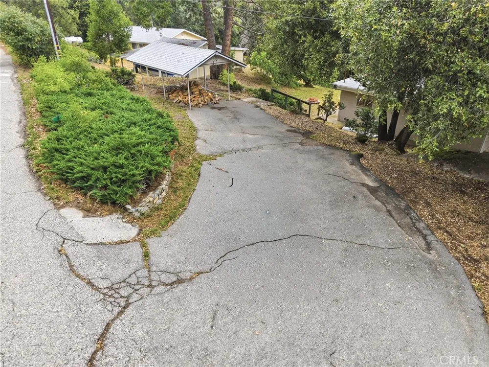 35861 Highland E Wishon, CA 93669