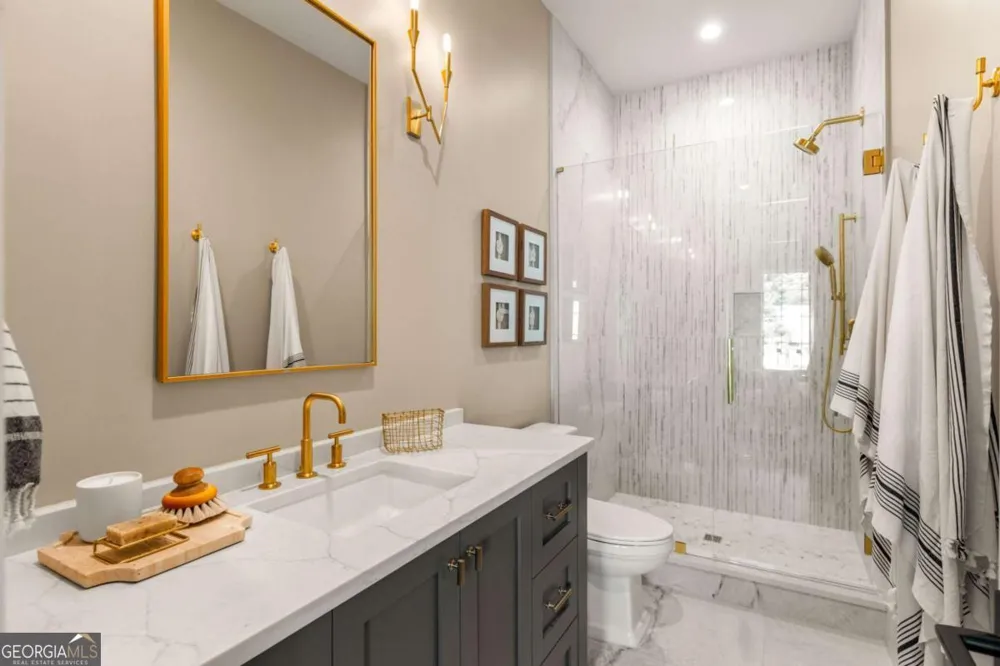 1172 Lupo LOOP Chattahoochee Hills, GA 30268
