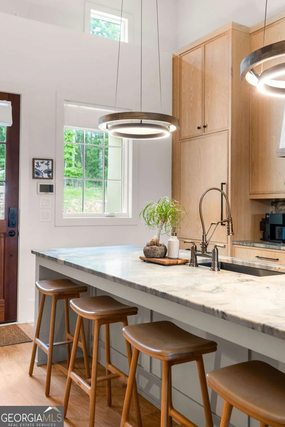 1172 Lupo LOOP Chattahoochee Hills, GA 30268