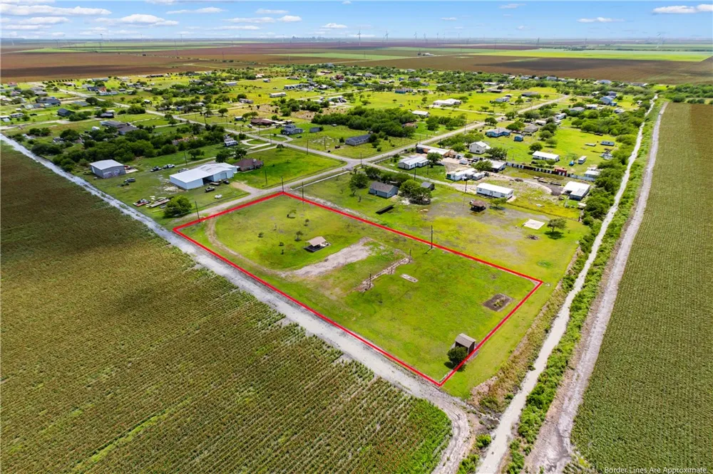 5460 County Road 1414 Portland, TX 78390