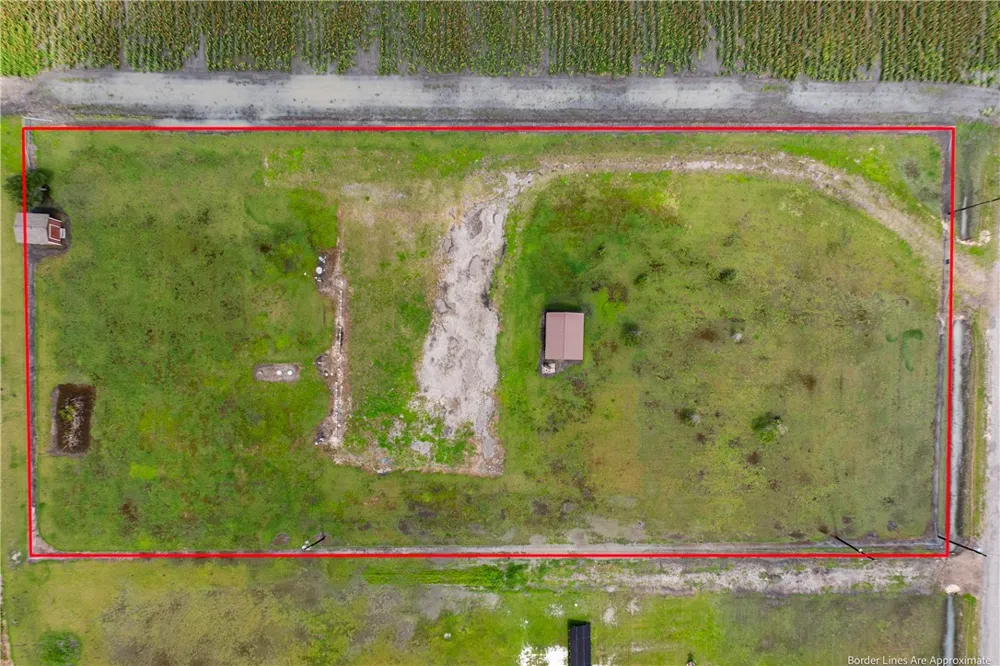 5460 County Road 1414 Portland, TX 78390