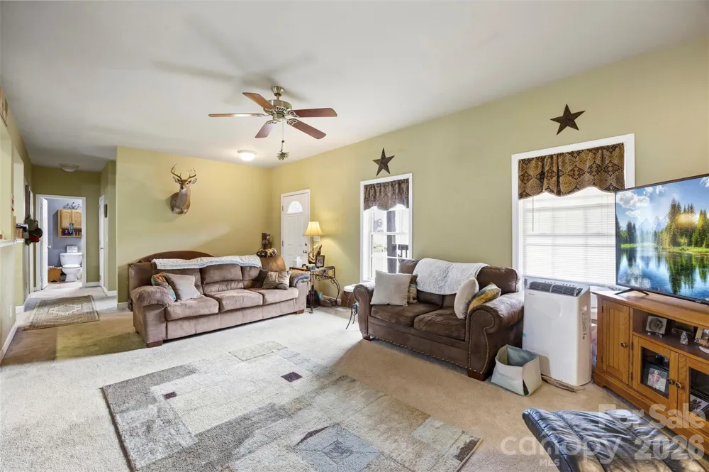 1581 Rhyne Road Dallas, NC 28034