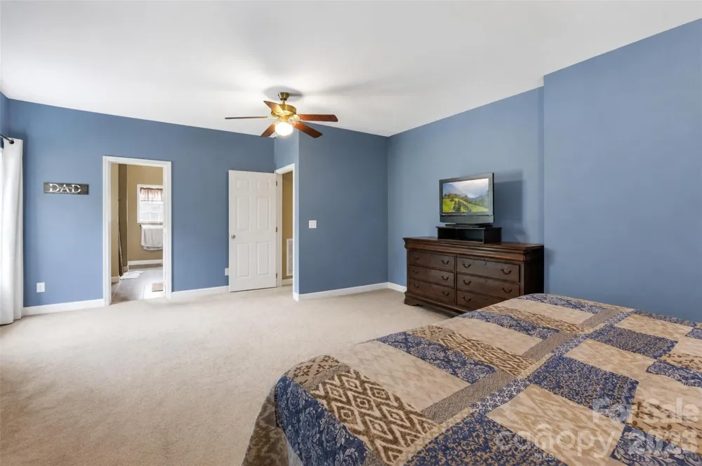 1581 Rhyne Road Dallas, NC 28034