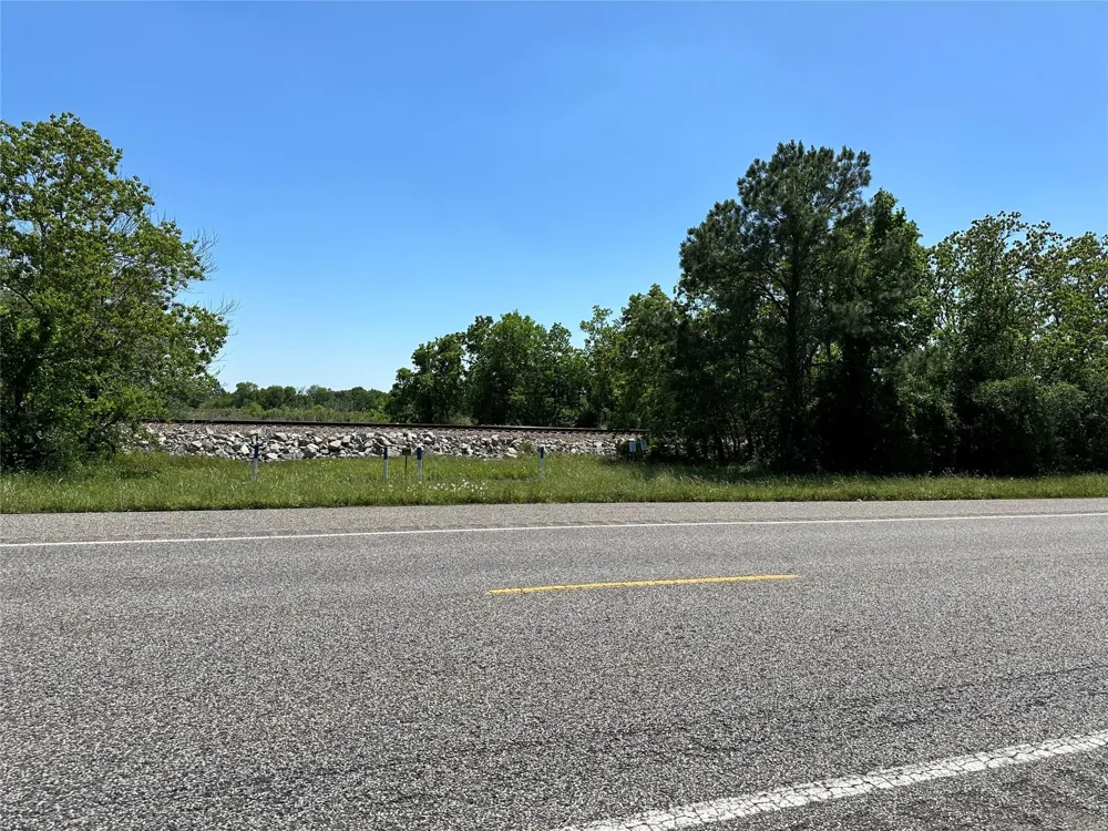 E Fm 1960 Road E Huffman, TX 77336