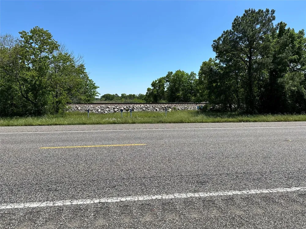 E Fm 1960 Road E Huffman, TX 77336