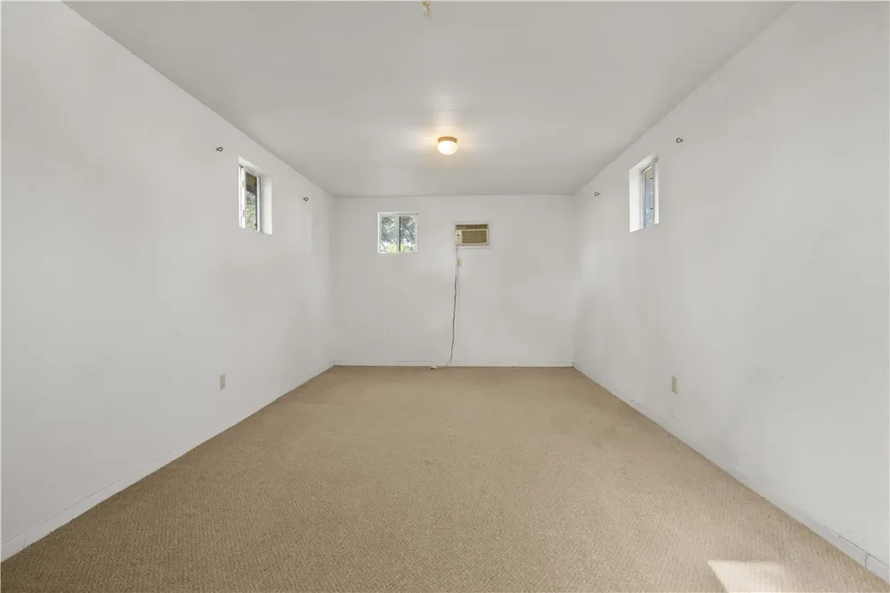1614 Santa Cecilia Drive Kingsville, TX 78363