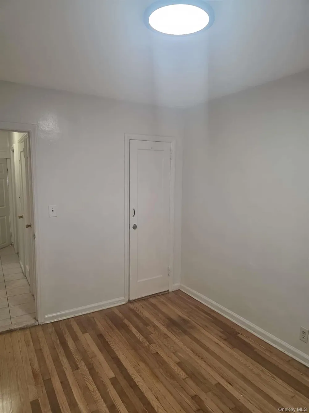 89-81 217th Street Queens Village, NY 11427