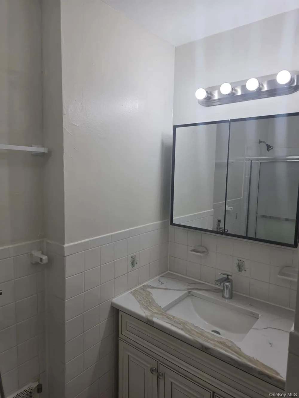 89-81 217th Street Queens Village, NY 11427