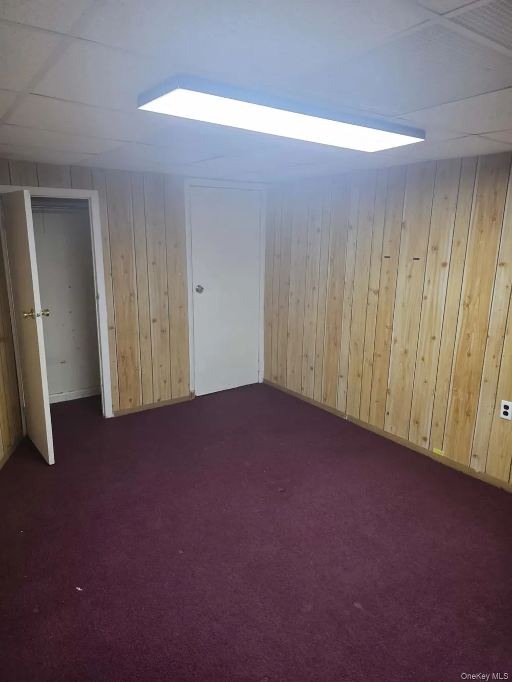89-81 217th Street Queens Village, NY 11427