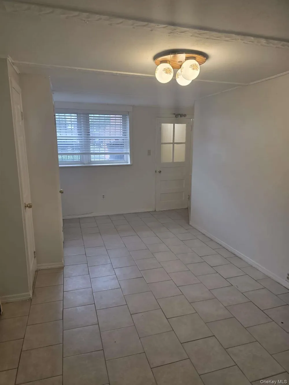 89-81 217th Street Queens Village, NY 11427