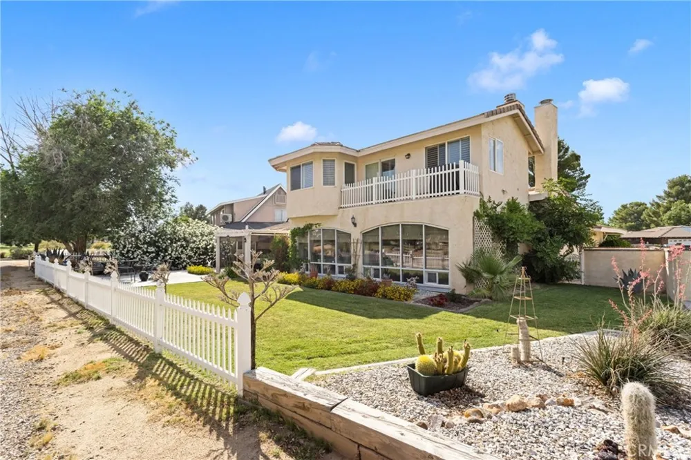 14991 Blue Grass Helendale, CA 92342
