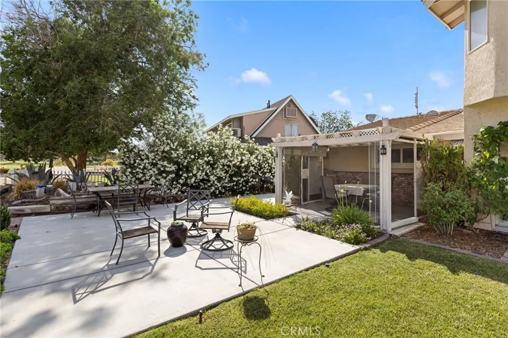14991 Blue Grass Helendale, CA 92342
