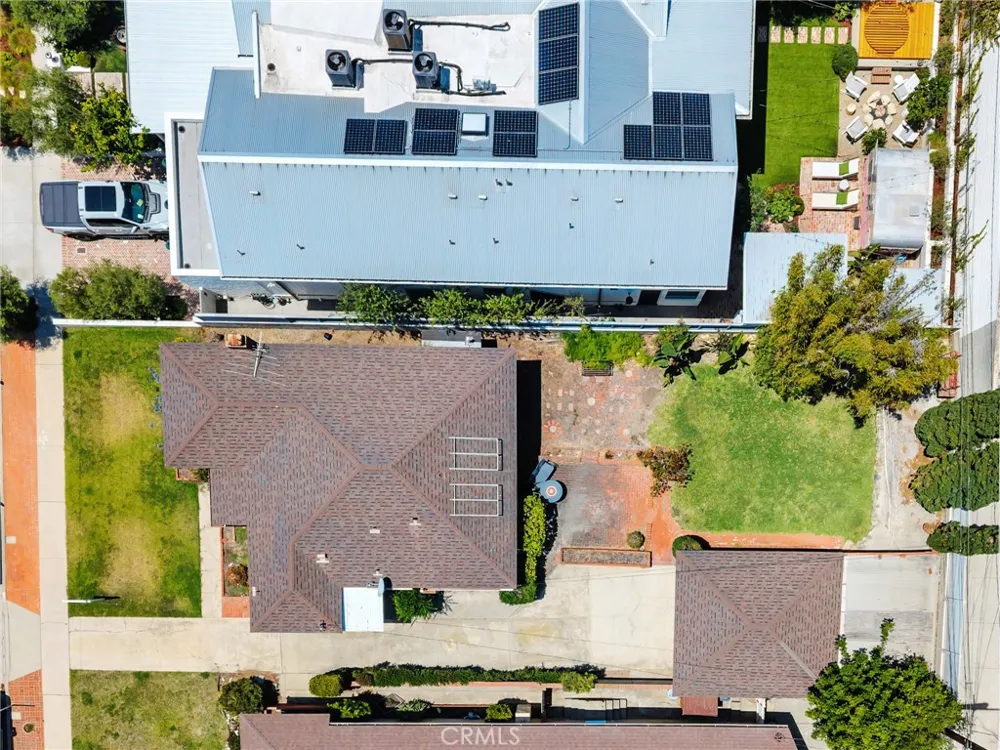 525 17th Manhattan Beach, CA 90266