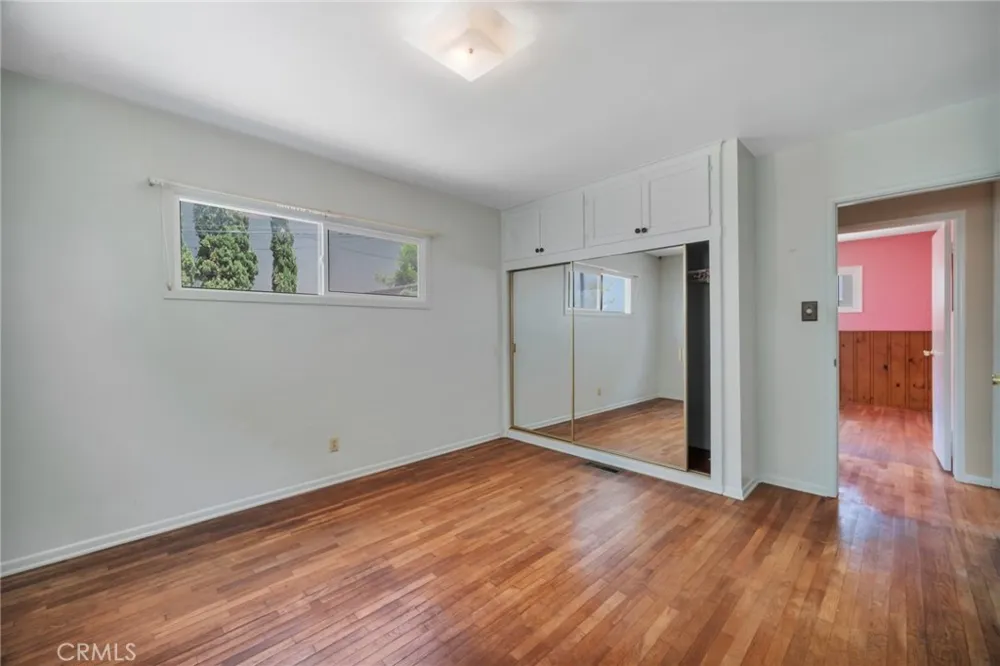 525 17th Manhattan Beach, CA 90266