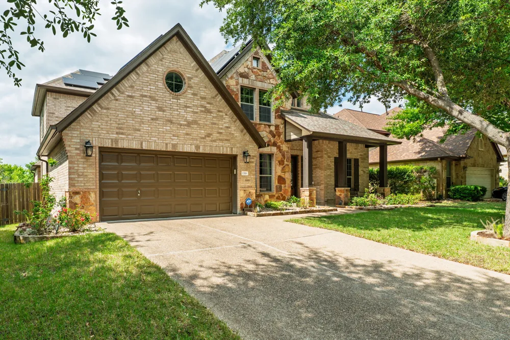 1316 Cassiopeia Way Austin, TX 78732