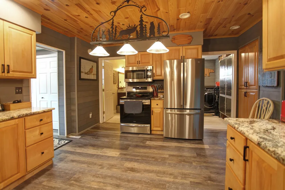 8201 Essex Road Banks Township, MI 49729