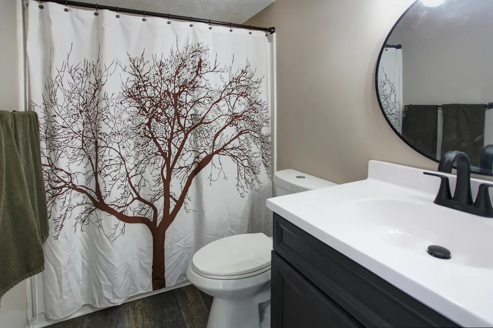 12325 Lincoln Hollow Court Elmwood Charter Township, MI 49621
