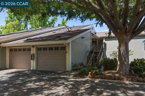 3064 Rossmoor Parkway #3
