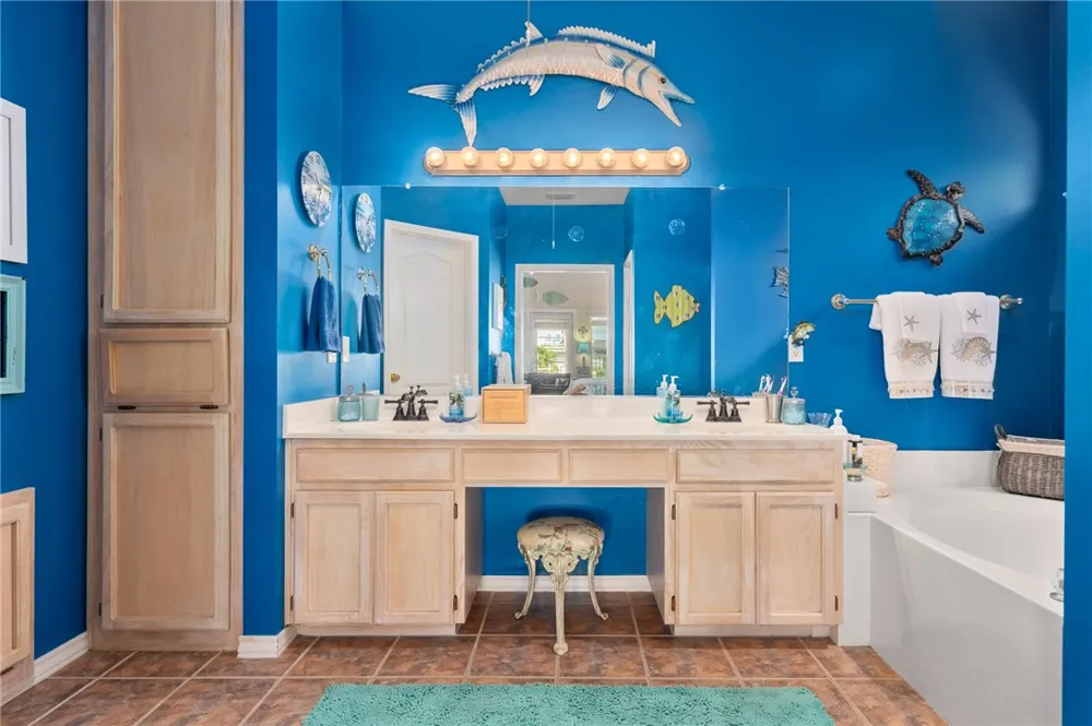 124 Sea View Drive Aransas Pass, TX 78336