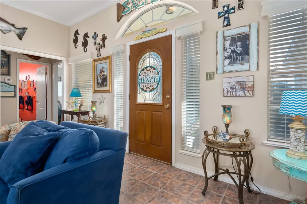 124 Sea View Drive Aransas Pass, TX 78336