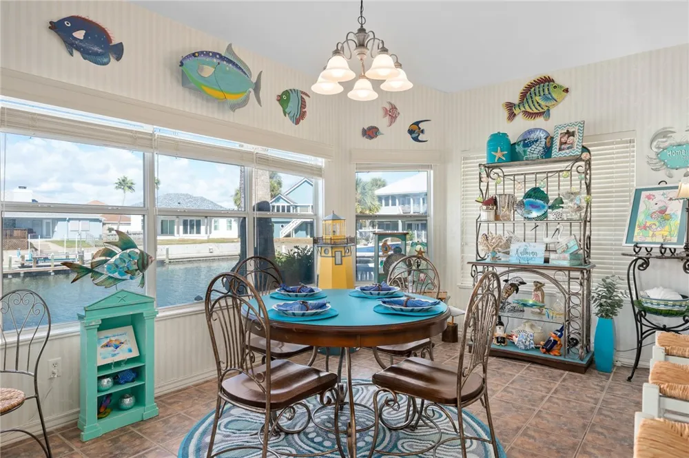 124 Sea View Drive Aransas Pass, TX 78336
