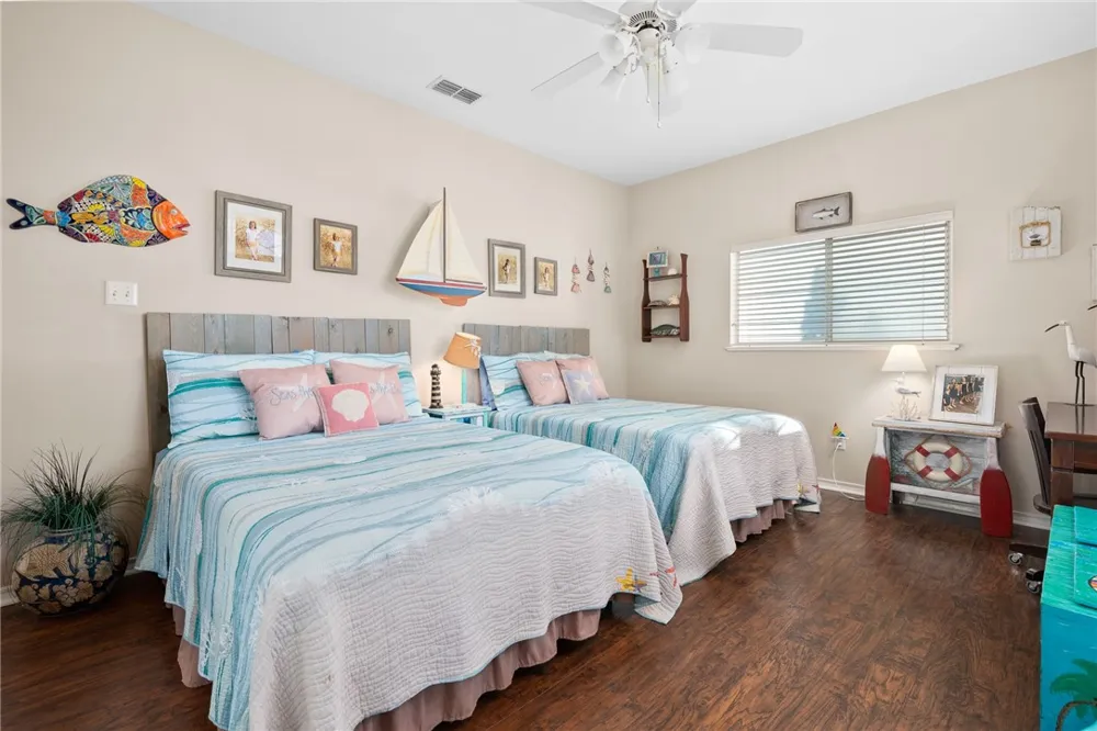 124 Sea View Drive Aransas Pass, TX 78336