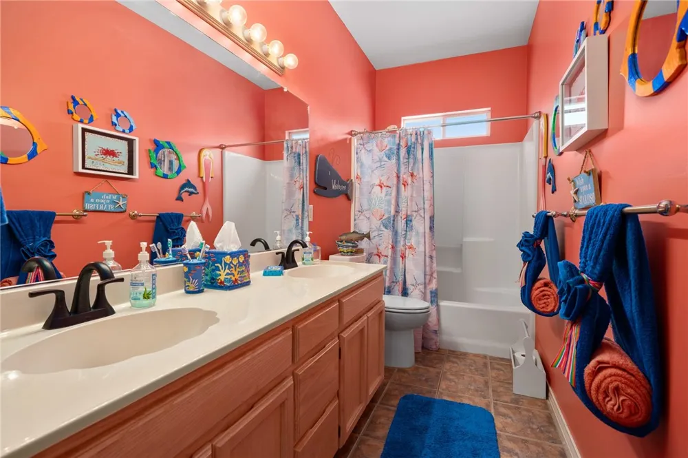 124 Sea View Drive Aransas Pass, TX 78336