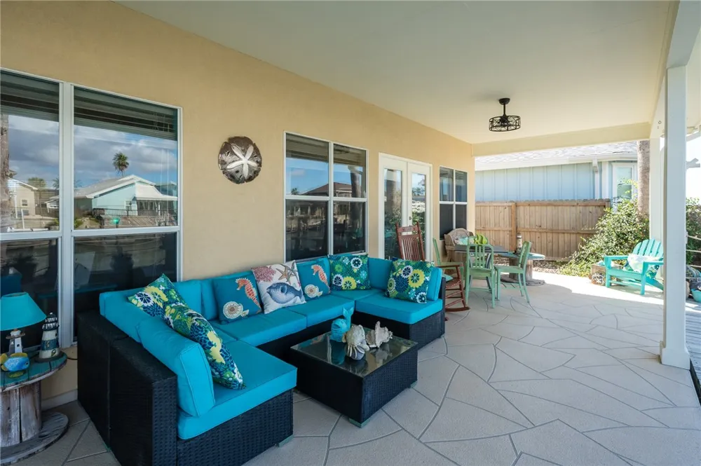 124 Sea View Drive Aransas Pass, TX 78336