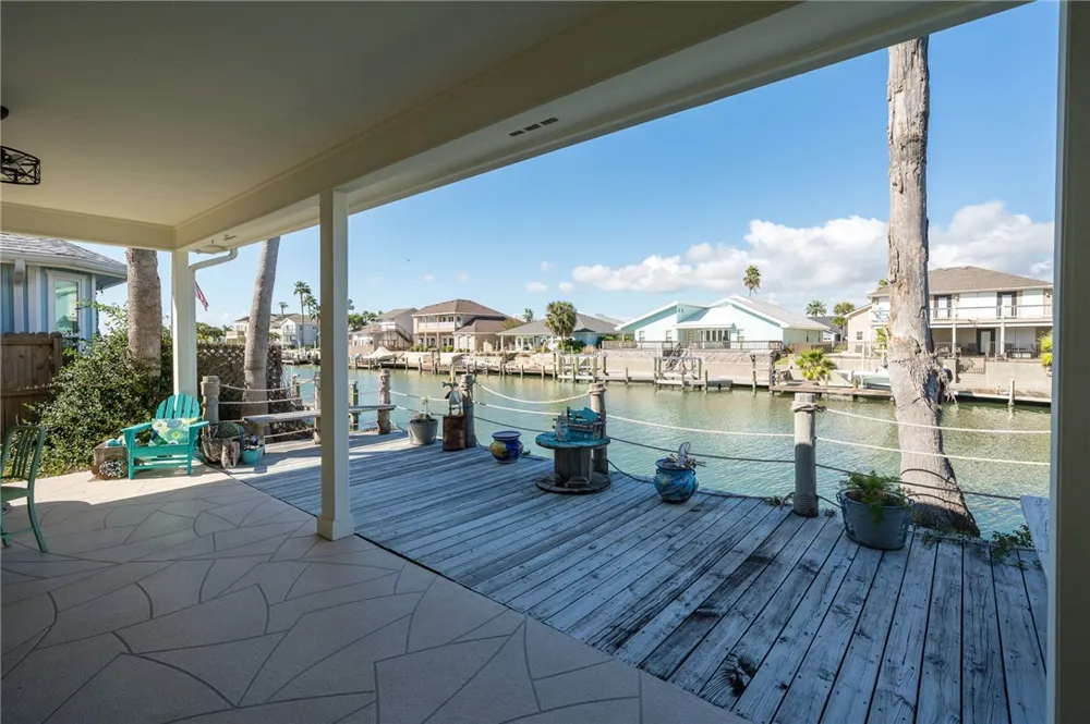 124 Sea View Drive Aransas Pass, TX 78336